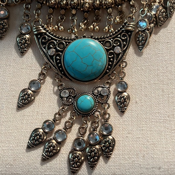 Boho Turquoise and gold statement bib necklace - Picture 2 of 3